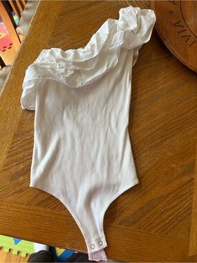 Express White One-Shoulder Ruffle Bodysuit